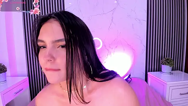 valeriekhaleesi's cam snapshot