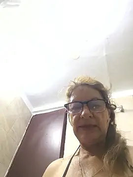 MaryeLunna's cam snapshot