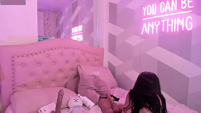 BiancaShermann live sex cam