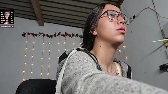 Maylin_brown's cam snapshot