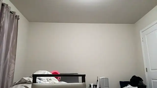 SluggishChase99 live sex cam