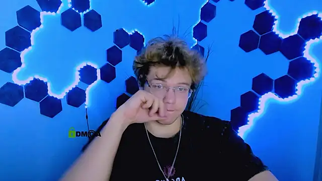 lucas_long_ live sex cam