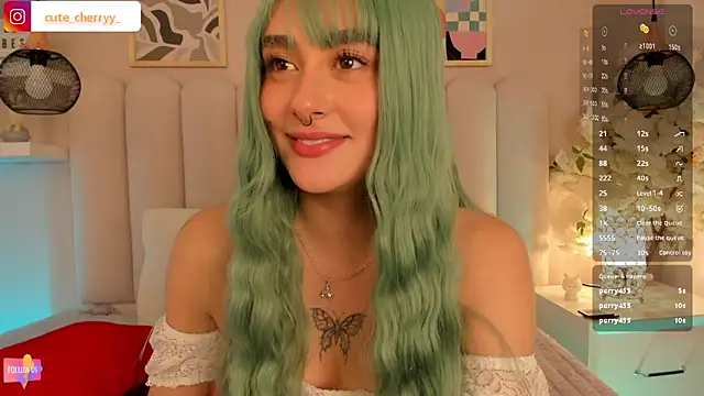 cute__cherry_'s cam snapshot