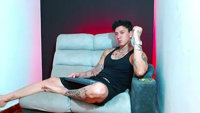 JUSTIN_FULLER1 live sex cam