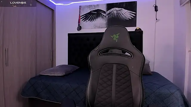 santi_aesthetic live sex cam