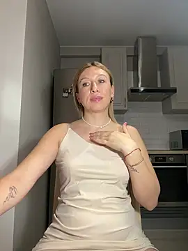 Kittie_Valentine's cam snapshot