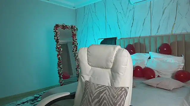 _Vikky_Moon_ live sex cam