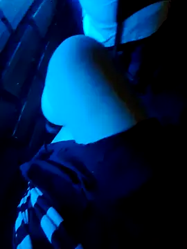 Eveeelyn25's cam snapshot