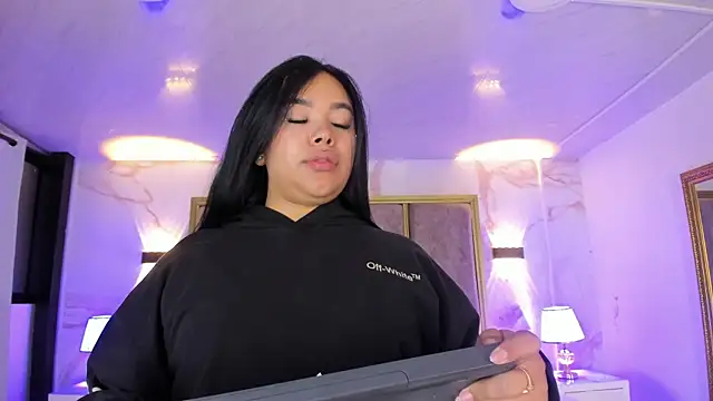 Liaevans__'s cam snapshot