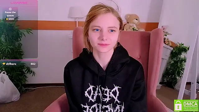 MirraBellanta live sex cam