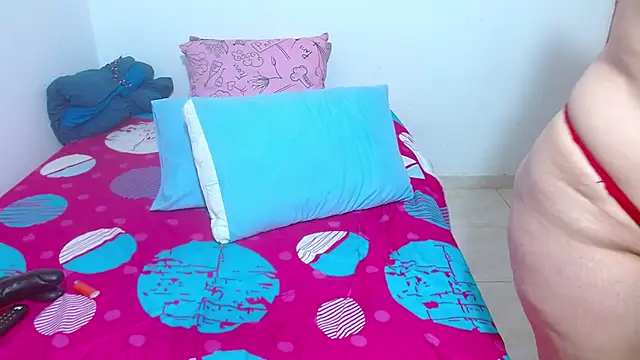 daniela_pra's cam snapshot