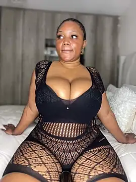 RoyalVibeXO's cam snapshot