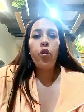 Lena-32 live sex cam