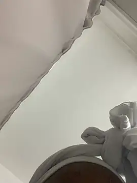 Freaky-E's cam snapshot