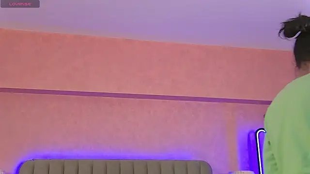 EnyaHazell's cam snapshot