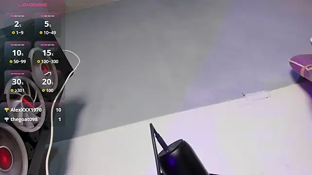 Aliice_james live sex cam