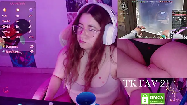 Pink_girl0n's cam snapshot