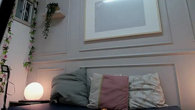 CristalBm_'s cam snapshot