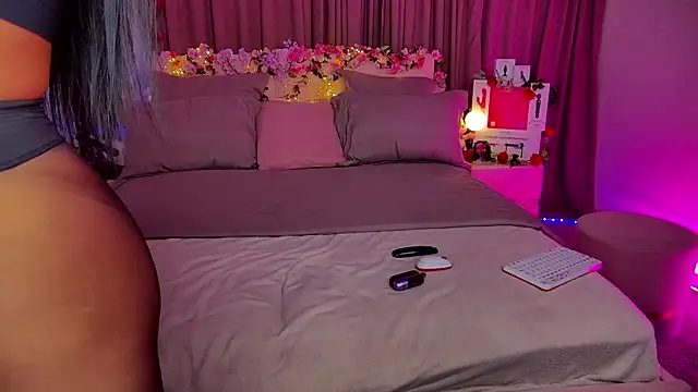 Cosmic_Sia's cam snapshot