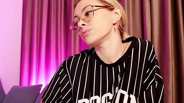 BaayBee__'s cam snapshot