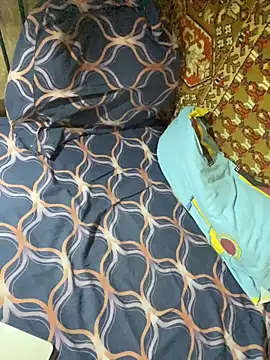 Sextigr2003 live sex cam