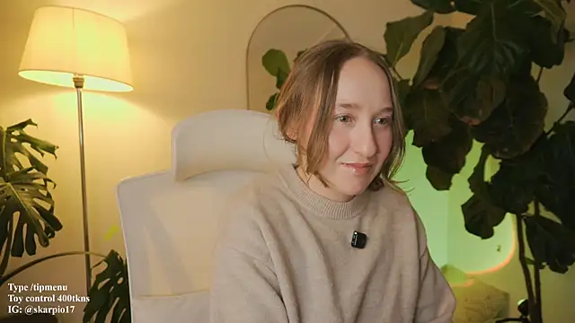 Scarlett_NoirMuse's cam snapshot