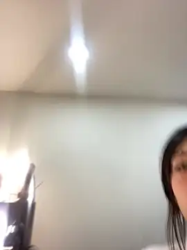 MiaJones21's cam snapshot