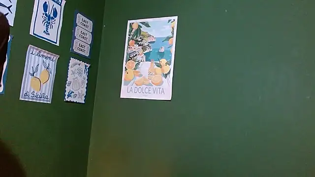 Roxiehood live sex cam