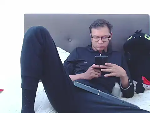 andy_loverxx's cam snapshot