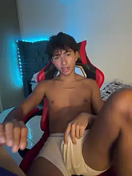 Leonarrrd_01's cam snapshot