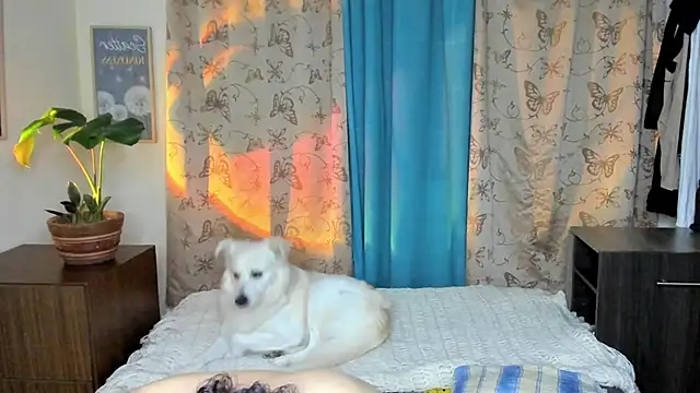 Angel_White25's cam snapshot