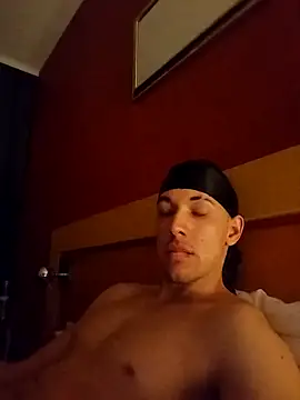 xRoma's cam snapshot