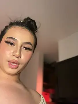 Sofiia_Vegaa's cam snapshot