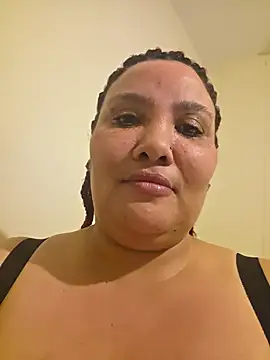 Curvy-Nthabi_X's cam snapshot