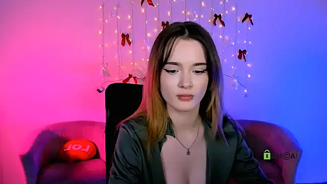 liana_kisses live sex cam