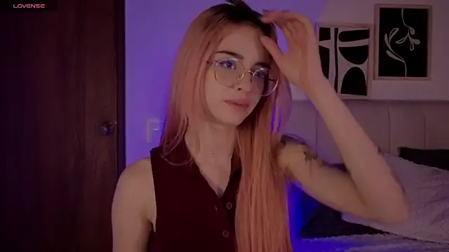 Roxxy_mora's cam snapshot