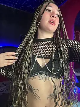 Sophie_LS's cam snapshot