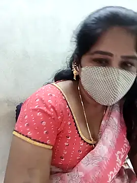 MaaliiiPonuTamil's cam snapshot