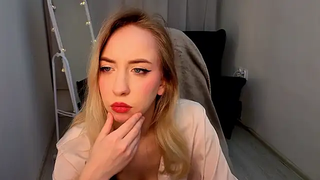 IsabelleBliz's cam snapshot