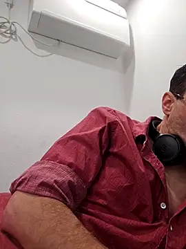 Sexychefstud11 live sex cam