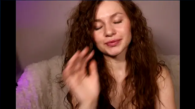 AliceBellamy's cam snapshot