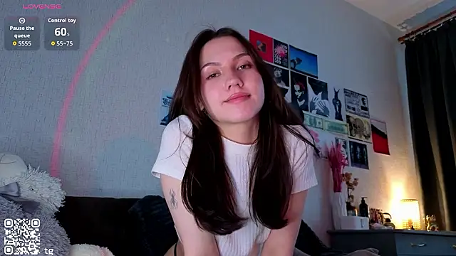 Kendaliby_'s cam snapshot