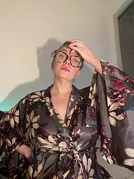 FemDom_RubyKnightXXO's cam snapshot