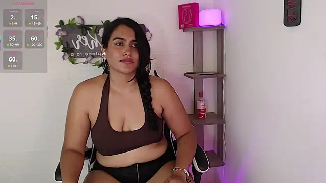 isabella_aristi03's cam snapshot