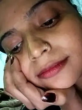 Hot-Pooja25's cam snapshot