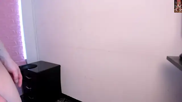 rosse_merry's cam snapshot