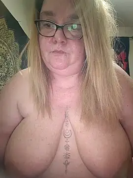 diosacurvy1984 live sex cam