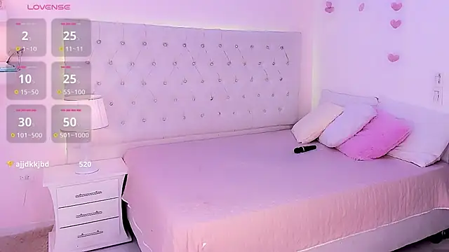 Michell_simons's cam snapshot