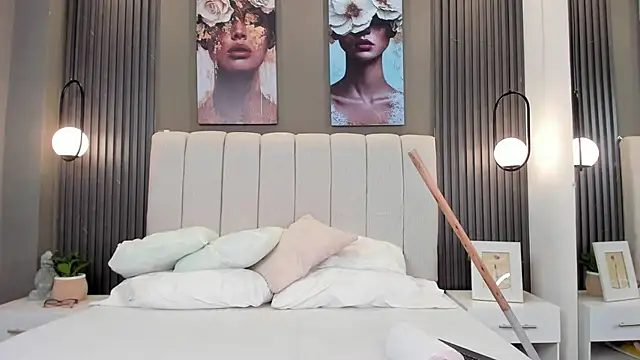 GiannaColling1's cam snapshot