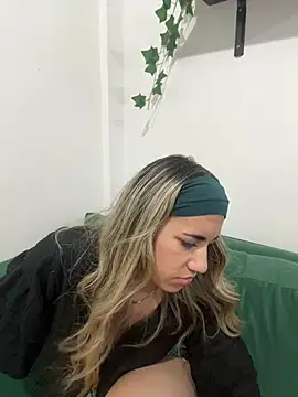 lushPeach's cam snapshot